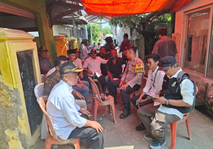 Sambang Cooling System, Bhabinkamtibmas Polsek Rengasdengklok Kunjungi Masyarakat