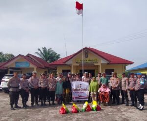 Polsek Kandis Gelar Jumat Berbagi: Wujud Nyata Kepedulian Polri untuk Masyarakat Oplus_16908288