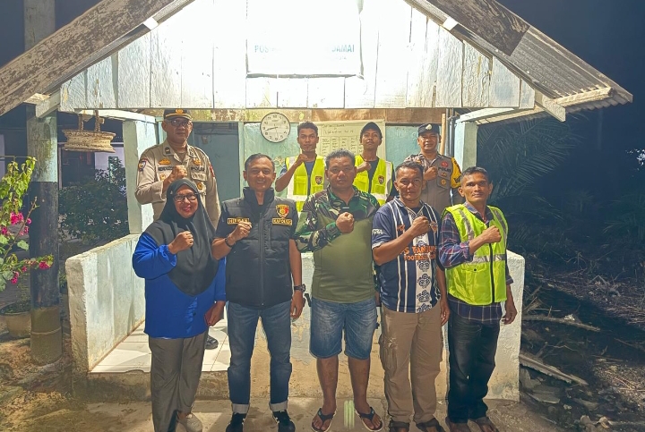 Kapolsek Kandis Pimpin Patroli Malam dan Pengecekan Pos Kamling, Warga Aktif Jaga Keamanan Lingkungan