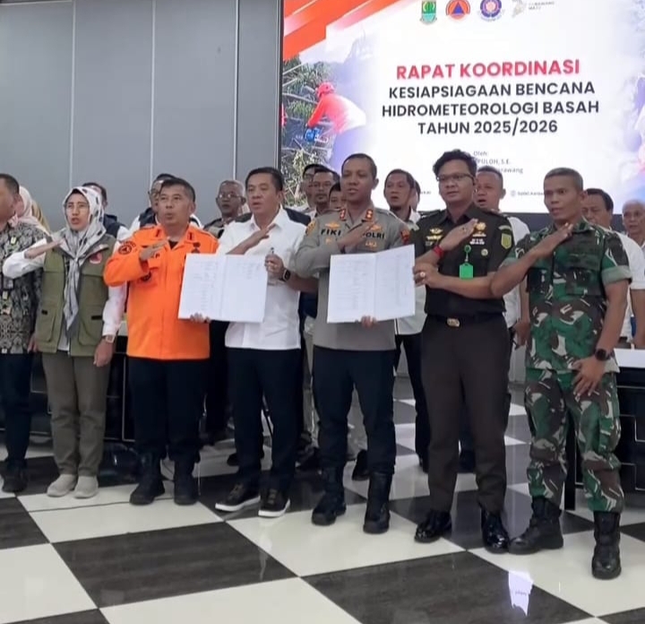 Perkuat Sinergi Lintas Sektor, Pemkab Karawang Gelar Rakor Penanganan Bencana Hidrometeorologi