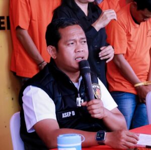 Polda Riau Tangani Laporan Perusakan Pos Satgas TNTN, Dirreskrimum Pastikan Proses Hukum Sedang Berjalan, Tidak Ada Pembiaran Oplus_16908288