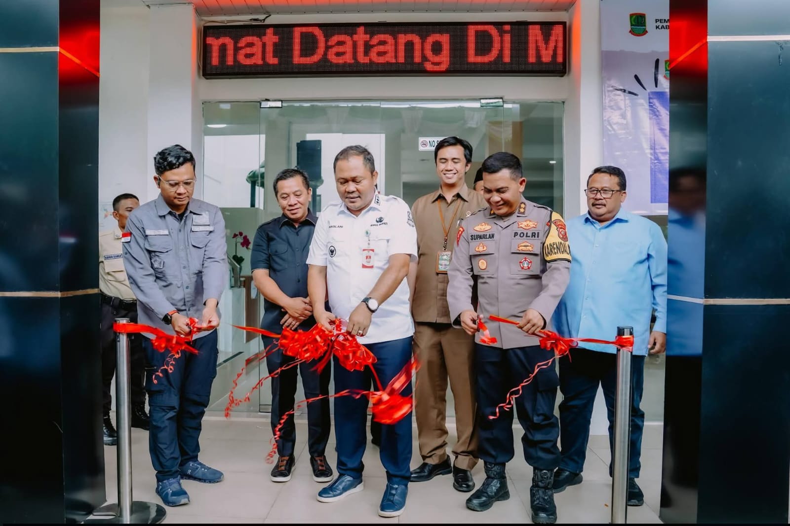 Dekatkan Pelayanan Masyarakat Timur Karawang, Bupati Aep Resmikan MPP Cikampek