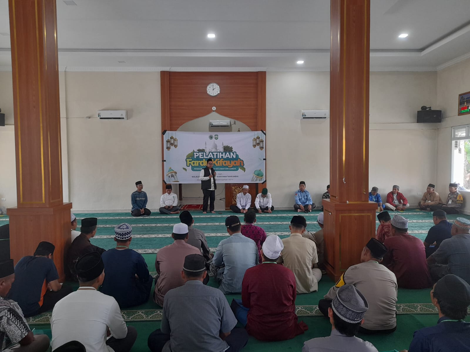 Perkuat Syiar dan Kepedulian Sosial, Polri Bhabinkamtibmas Sebagai Peserta Pelatihan Fardu Kifayah se-Kecamatan Kandis