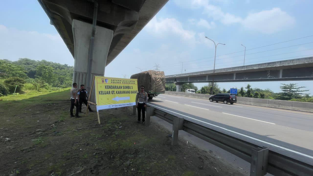 Sambut Arus Mudik Lebaran 2026, Satlantas Polres Karawang Siapkan Rambu Tambahan di Beberapa Titik