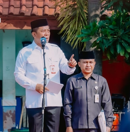 Tanpa Tenda dan Kursi, Mutasi Kepala SD-SMP Berjalan Dengan Efisiensi