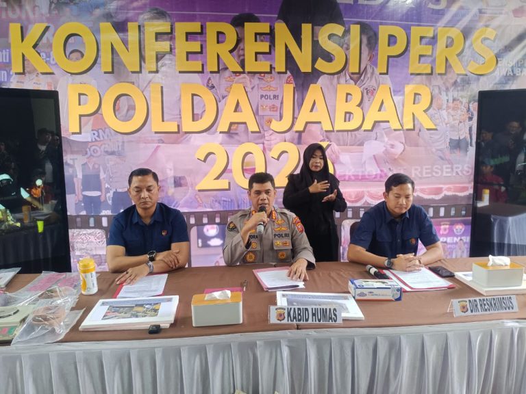 Polda Jabar Bongkar Tambang Emas Ilegal di Pongkor Bogor, Empat Orang Jadi Tersangka