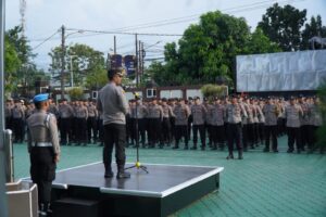 May Day 2026: Polres Karawang Pastikan Keberangkatan Buruh ke Monas dan DPR Berjalan Aman IMG-20260430-WA0138