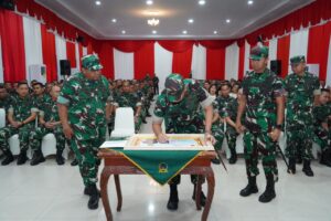 Pangdam I/BB Kunker ke Korem 022/PT, Tekankan Prajurit Jadi Teladan di Tengah Masyarakat IMG-20260508-WA0010