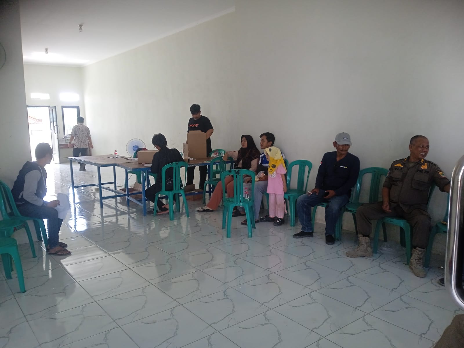 Belum Pencairan, Hanya Pembagian Kartu ATM Saja Program PKH dan BPNT di Desa Kalangsari