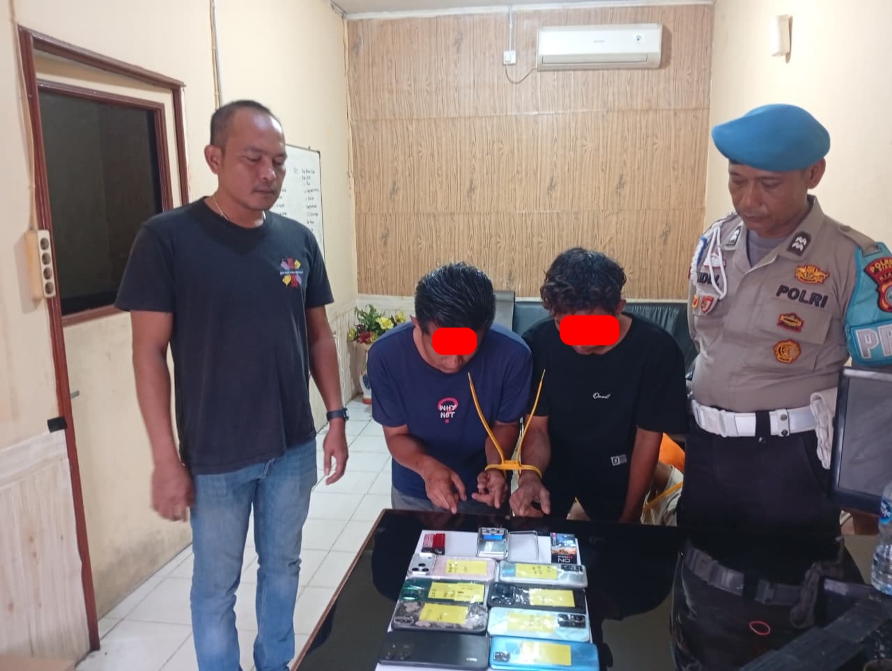 Polsek Tualang Bersama Satresnarkoba Polres Siak Ungkap Jaringan Peredaran Sabu di Perawang, Delapan Orang Diamankan
