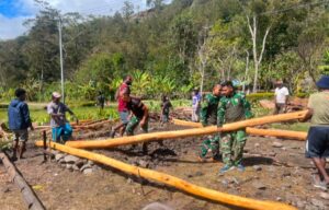 Stop Baku Gigit, Kita Su Sedikit Mari Bersama Jaga Persatuan dengan Gotong Royong Oplus_16908288
