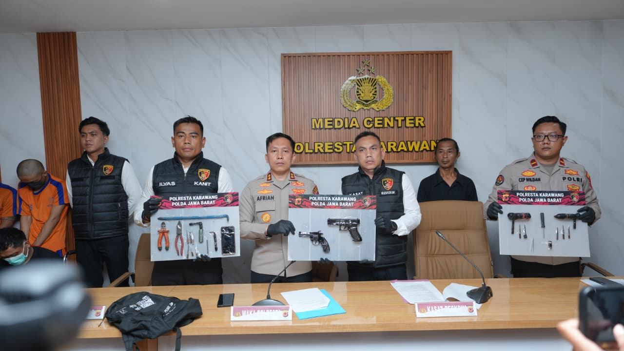 Polresta Karawang dan Polsek Telukjambe Timur Ringkus 4 Pelaku Curanmor, 7 Motor Disita